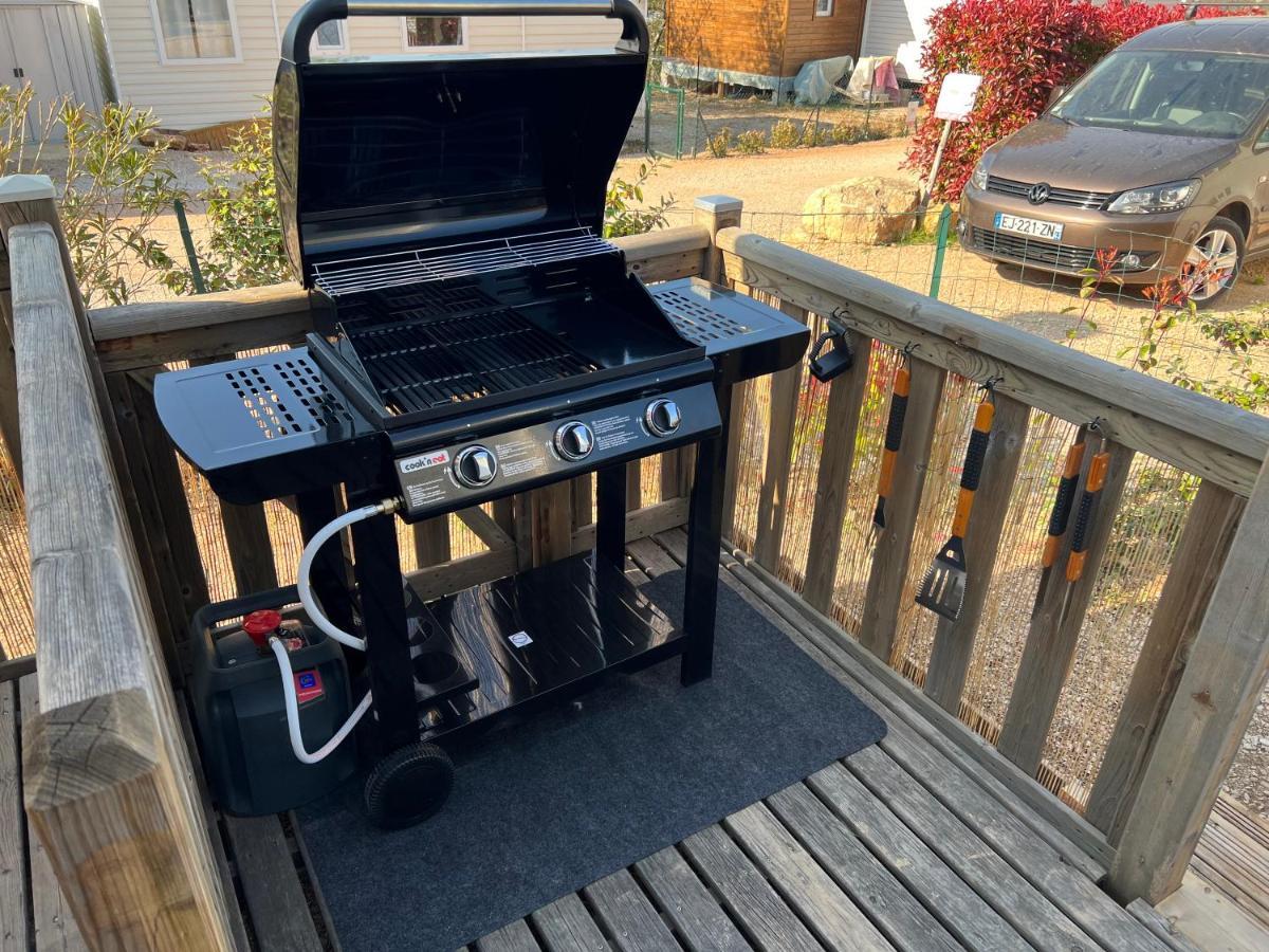 Joli Mobil-Home De Vacances, Ideal Pour Les Familles Rocbaron Eksteriør billede