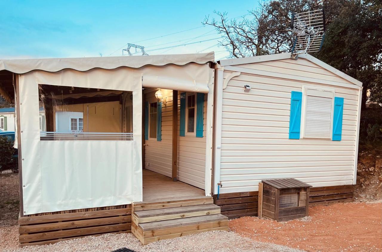 Joli Mobil-Home De Vacances, Ideal Pour Les Familles Rocbaron Eksteriør billede