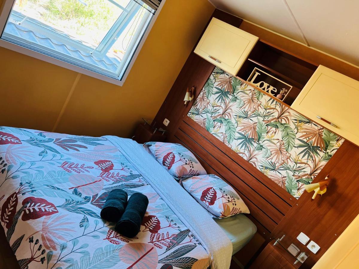 Joli Mobil-Home De Vacances, Ideal Pour Les Familles Rocbaron Eksteriør billede